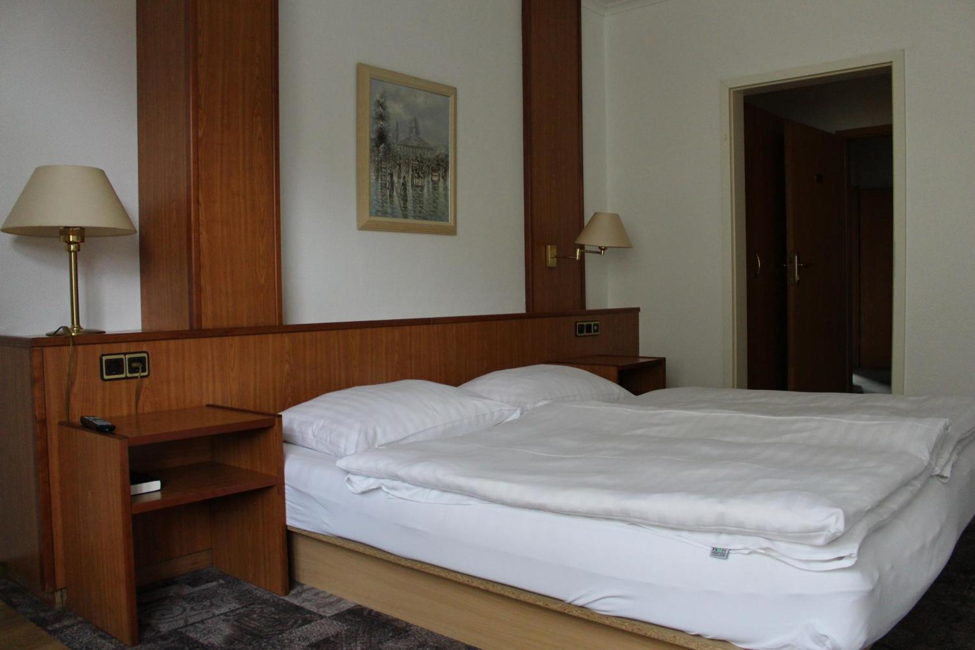 Hotel Zur Post Neubruchhausen المظهر الخارجي الصورة