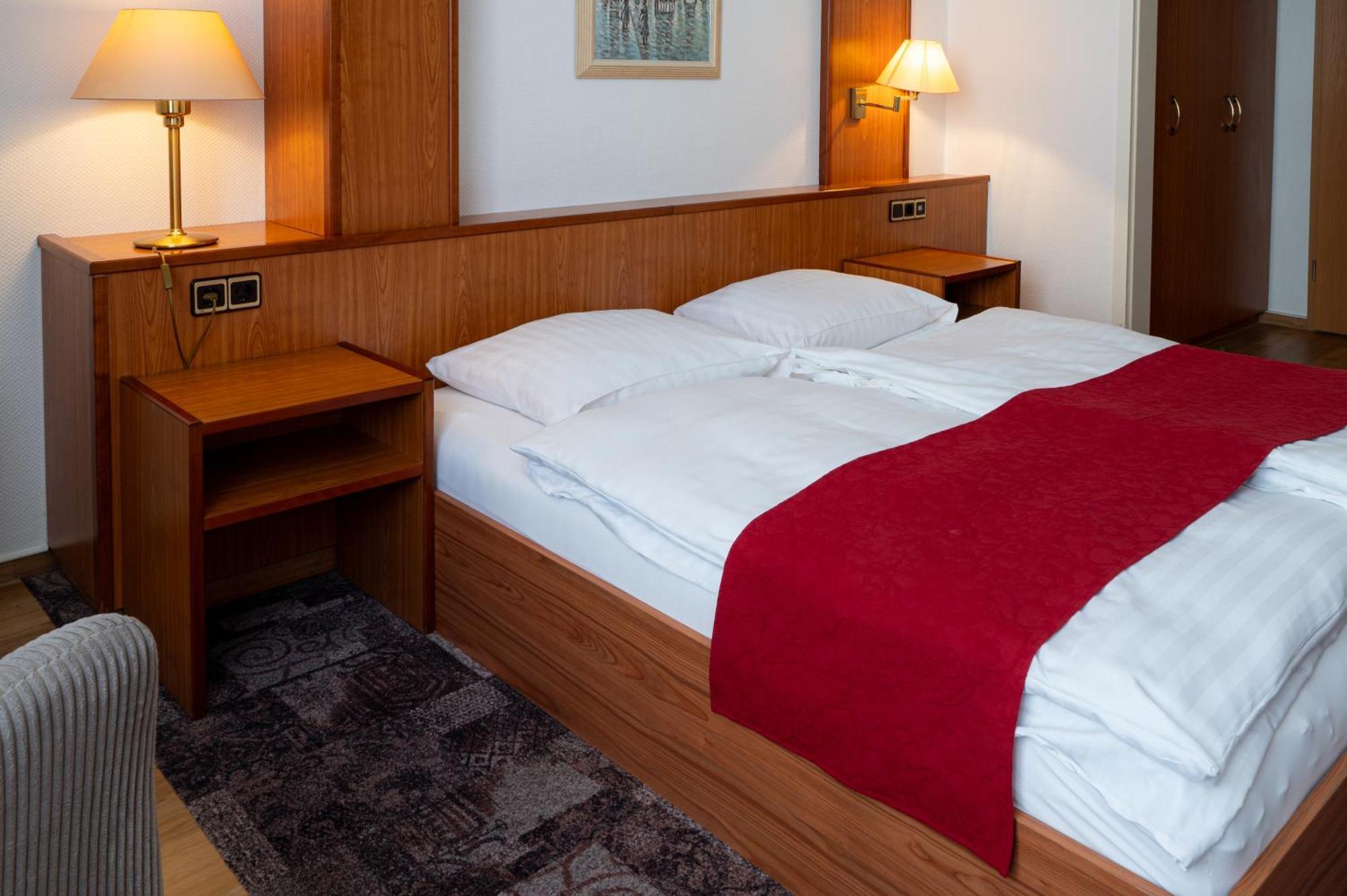 Hotel Zur Post Neubruchhausen المظهر الخارجي الصورة